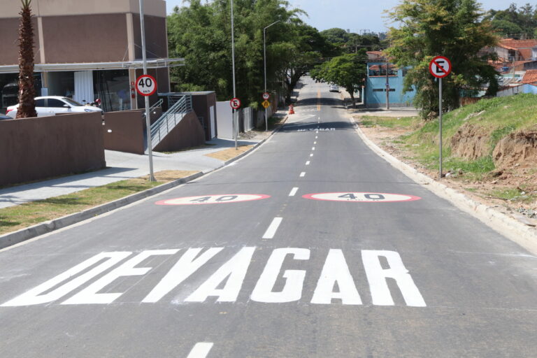 Avenida São João tem novo acesso para veículos em direção à Via Dutra
