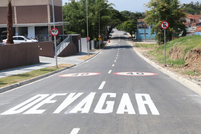 Avenida São João tem novo acesso para veículos em direção à Via Dutra