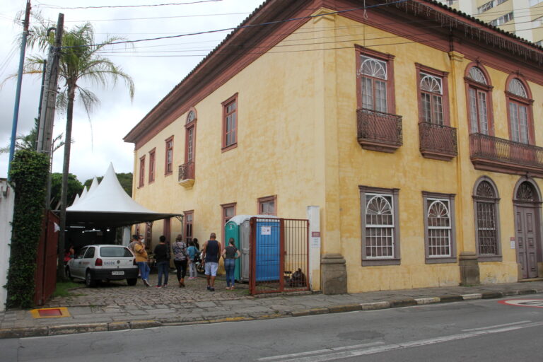 Jacareí inaugura nova unidade para atendimento de pessoas com sintomas de gripe e Covid-19