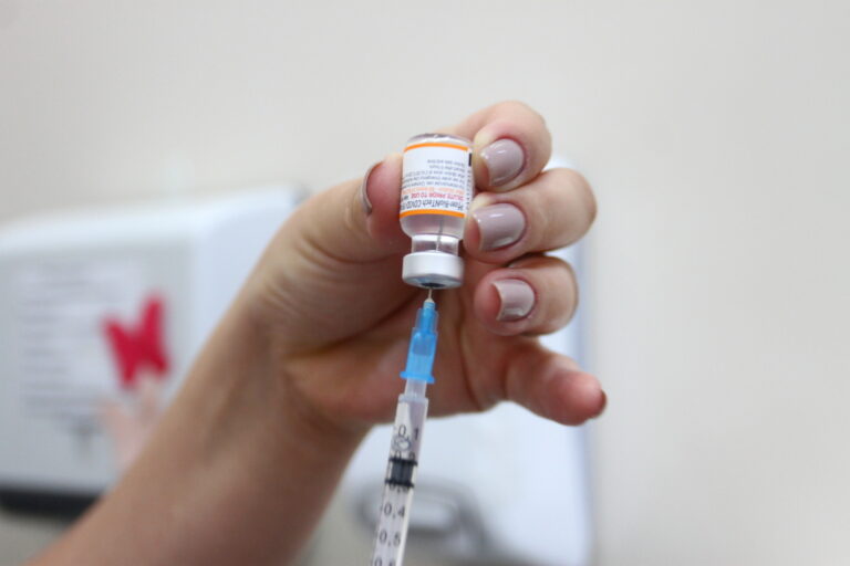 Crianças de 5 a 11 anos, com comorbidades, podem se vacinar nesta sexta-feira em Jacareí