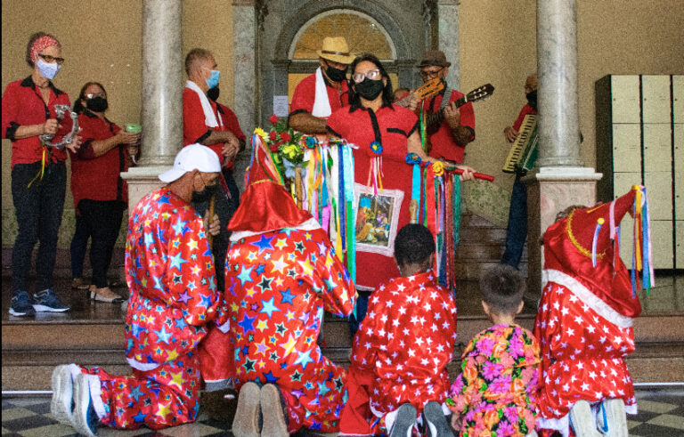 Exposição sobre Festejos Populares está com visitação aberta no Museu de Jacareí