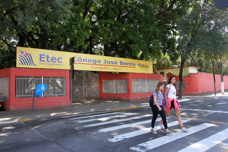 Inscrições para Vestibulinho da ETEC Jacareí estão abertas