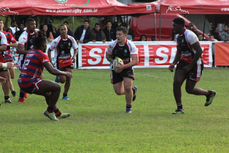 Jacareí Rugby vence São José no Campeonato Brasileiro e no Paulista M18