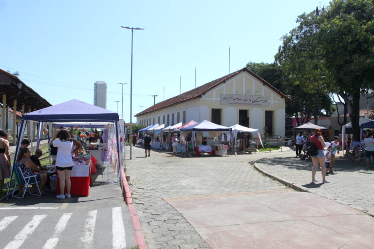 Domingo tem nova edição da Feira dos Trilhos em Jacareí