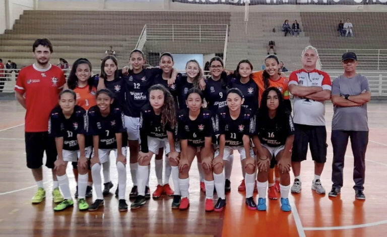 Futsal feminino e Rugby de Jacareí mantém a boa fase em campeonatos