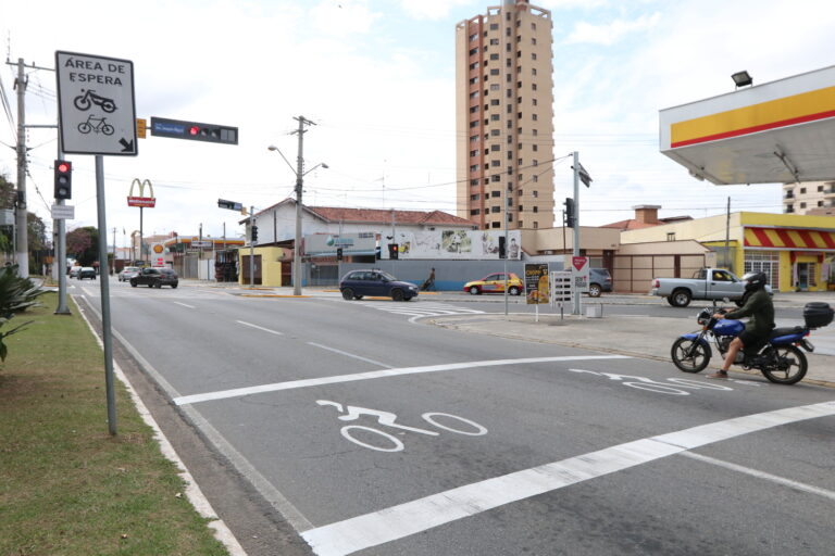 Jacareí amplia número de bolsões para motos