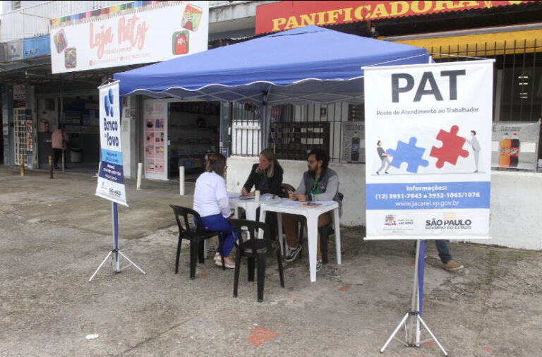 Parque dos Príncipes recebe serviços itinerantes do PAT e do Banco do Povo nesta terça