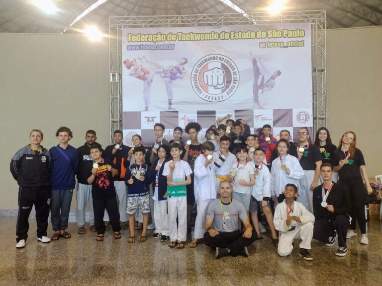 Equipe de taekwondo de Jacareí é destaque em Copa São Paulo