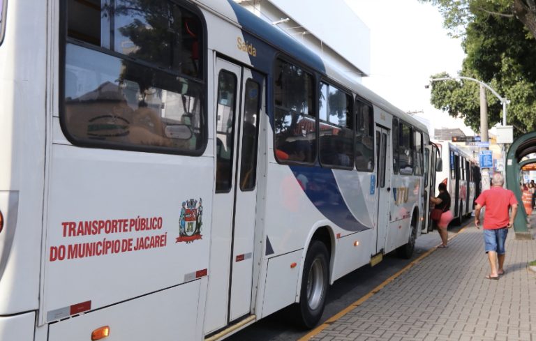 Jacareí terá ônibus gratuitos e viagens extras para 1º turno das Eleições, neste domingo