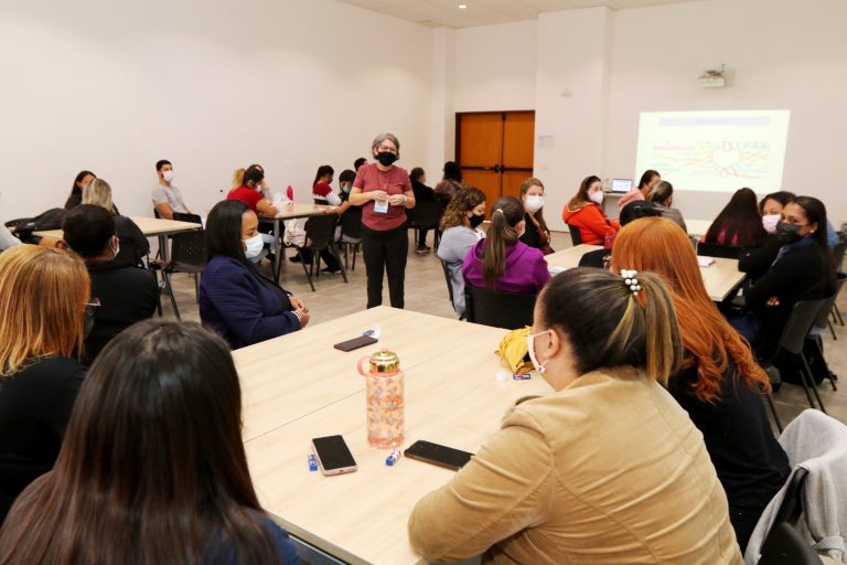 Professores da rede municipal de Jacareí participam de roda de conversa sobre ‘Comunidades de Aprendizagem’