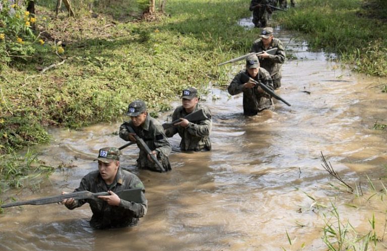 Câmara homenageia atiradores do Exército Brasileiro de Jacareí