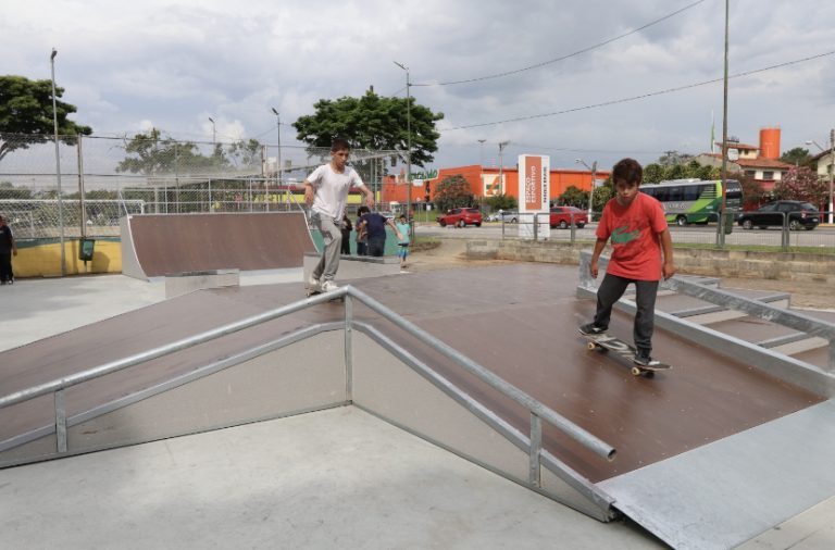 Pista de skate é inaugurada em Jacareí