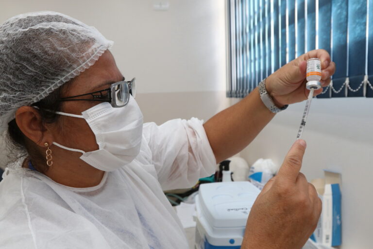 Vacinação contra a Covid-19 para crianças de 6 a 11 meses tem início amanhã em Jacareí
