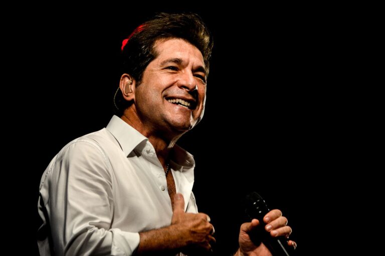Cantor Daniel se apresenta em São José nesta sexta-feira