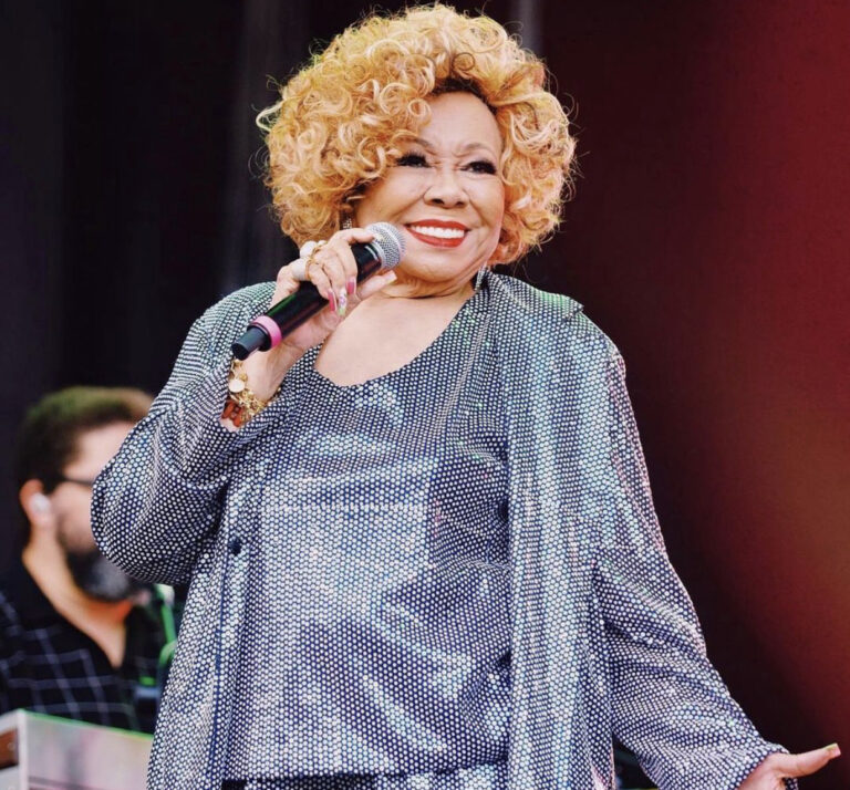 Alcione cancela show no aniversário de Jacareí