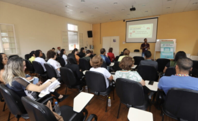 Servidores de Jacareí recebem curso de técnicas de primeiros socorro