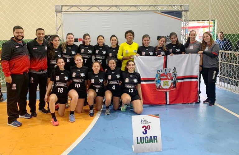 Times femininos de handebol e xadrez de Jacareí conquistam bronze nos Jogos Regionais