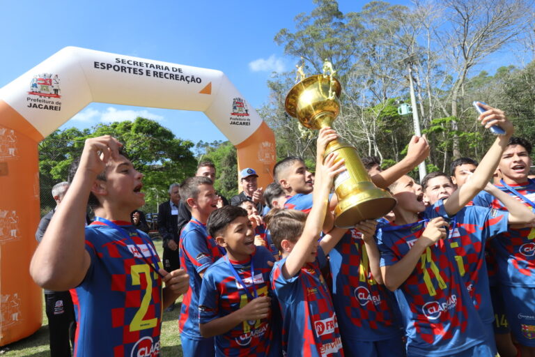 Barceloninha e Borabola vencem as finais do Campeonato Municipal