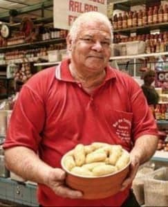 Café São Benedito no Mercadão de Jacareí recebe homenagem nesta quinta-feira