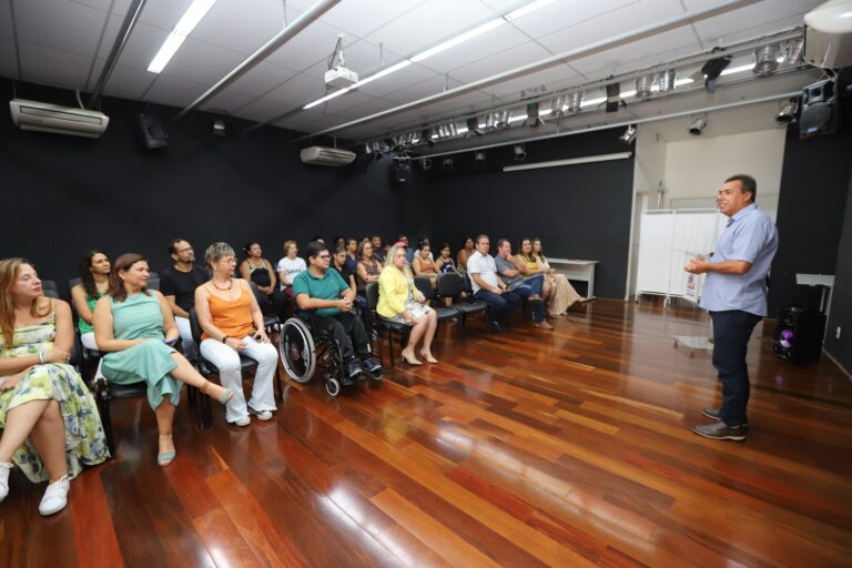 Programa Comunidade Empreendedora forma turma de novos empreendedores no Parque Meia-Lua