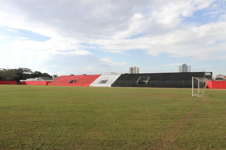 Jacareí reabre Estádio Municipal neste domingo com semifinal do Jacarezão