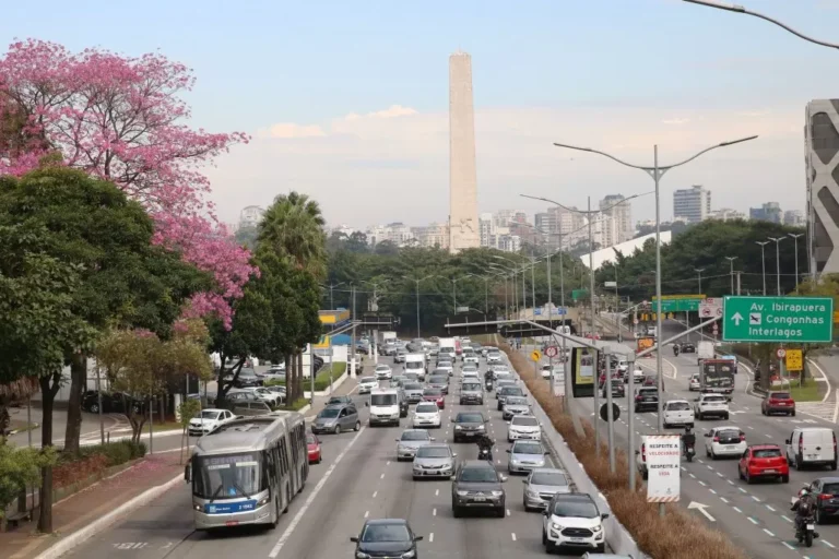 São Paulo volta a ter rodízio de veículos nesta segunda-feira