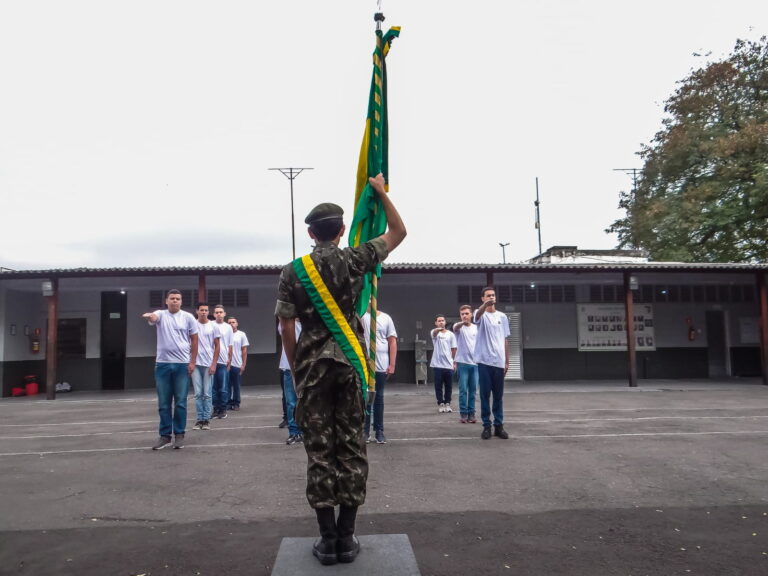 Junta de Serviço Militar de Jacareí inicia alistamento para jovens que completam 18 anos em 2024