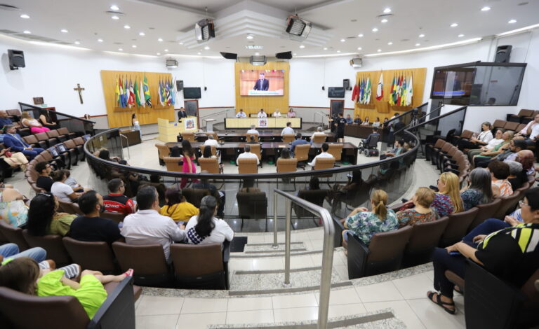 Novos conselheiros tutelares são empossados em Jacareí