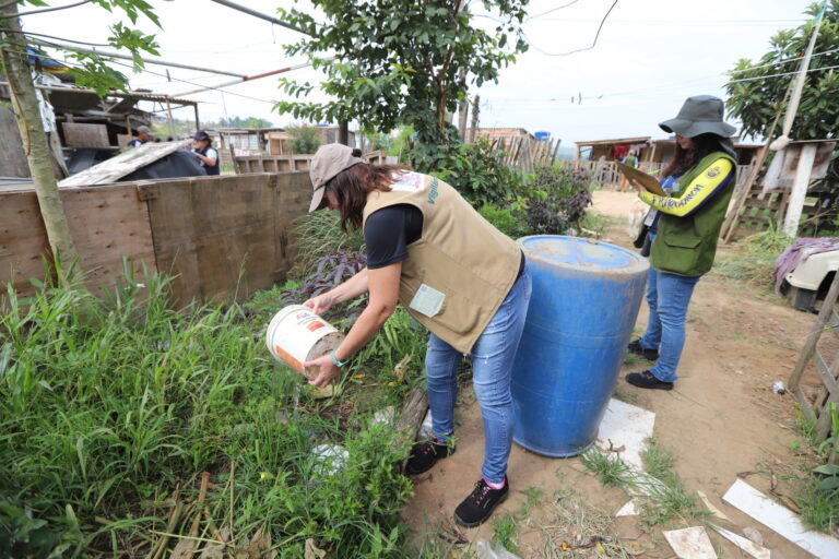 Jacareí realiza força-tarefa contra a Dengue na região do bairro Bandeira Branca