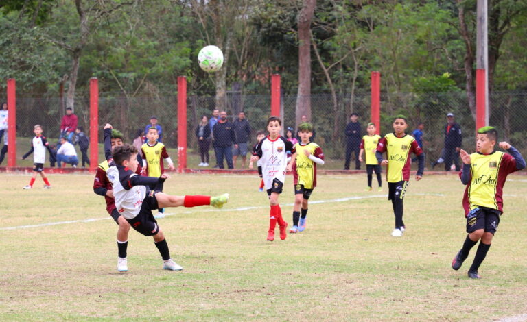 Futebol amador: Jacareí abre inscrições para campeonato municipal de categorias de base