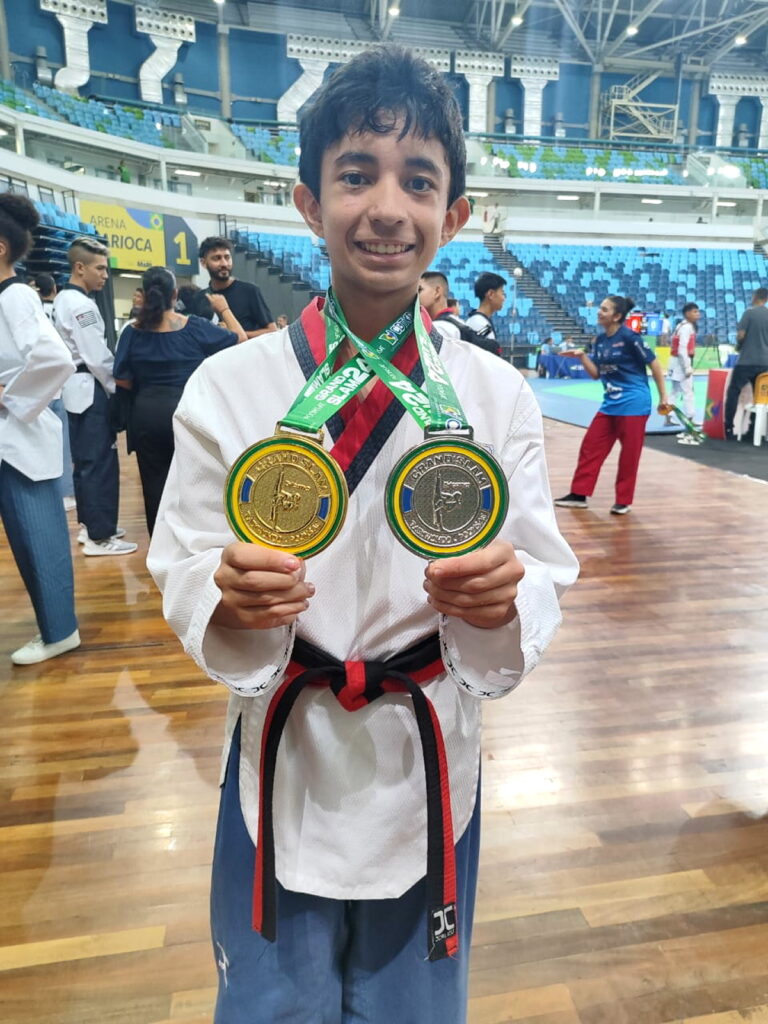 Atleta de 13 anos de Jacareí vence Grand Slam e garante vaga para o Mundial e o Panamericano de Taekwondo