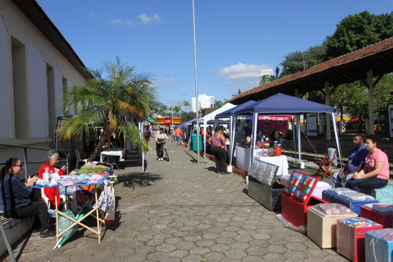 Jacareí abre cadastro para vendedores interessados em participar da Feira dos Trilhos