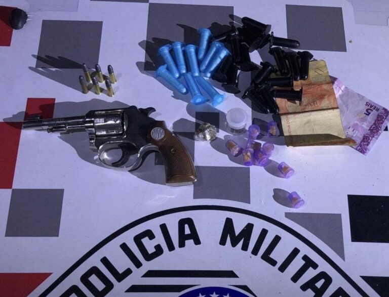 Homem é preso por tráfico de drogas e investigado por porte ilegal de armas em Jacareí