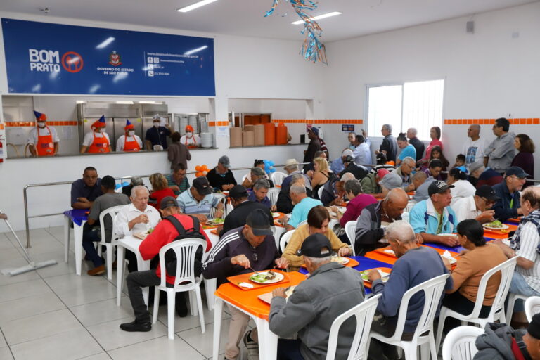 Bom Prato de Jacareí tem almoço especial de Dia das Mães neste domingo