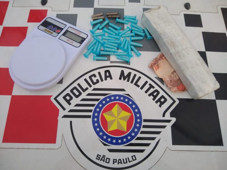 Homem flagrado com tijolo de maconha é preso por tráfico de drogas em Jacareí