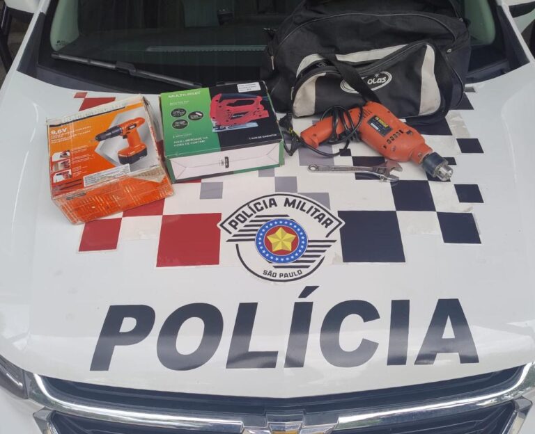 PM prende dupla por furto em residência em São José