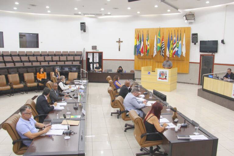 Câmara de Jacareí aprova alteração no Conselho Municipal de Mobilidade Urbana