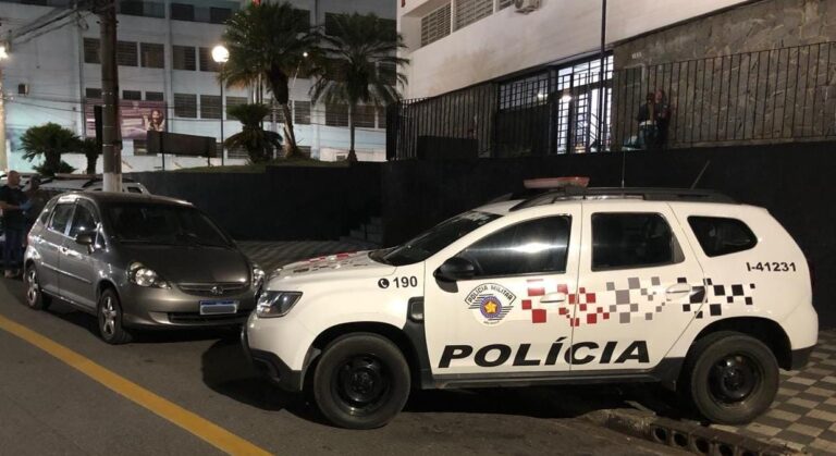 Polícia Militar recupera veículo roubado e prende homem em Jacareí