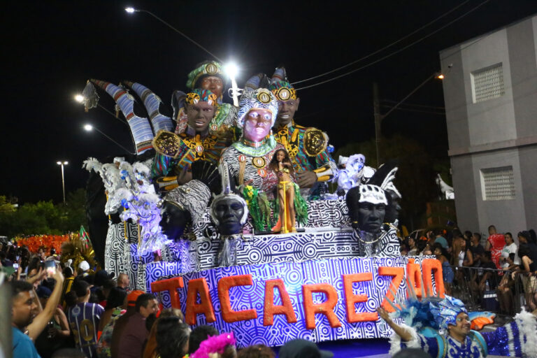 Lançamento do samba-enredo da Unidos do Jacarezão é destaque neste domingo