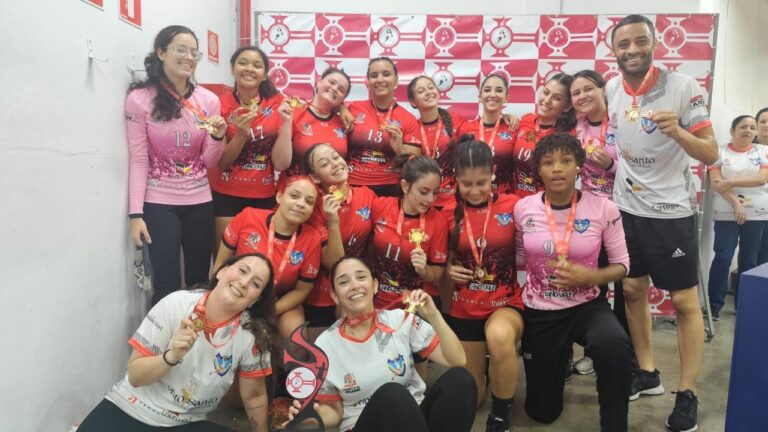 Time juvenil feminino de Jacareí é campeão invicto da Liga Paulistana de Handebol 2024