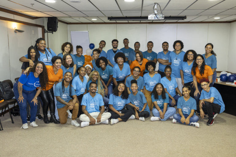 Instituto promove formação profissional gratuita para jovens em Jacareí