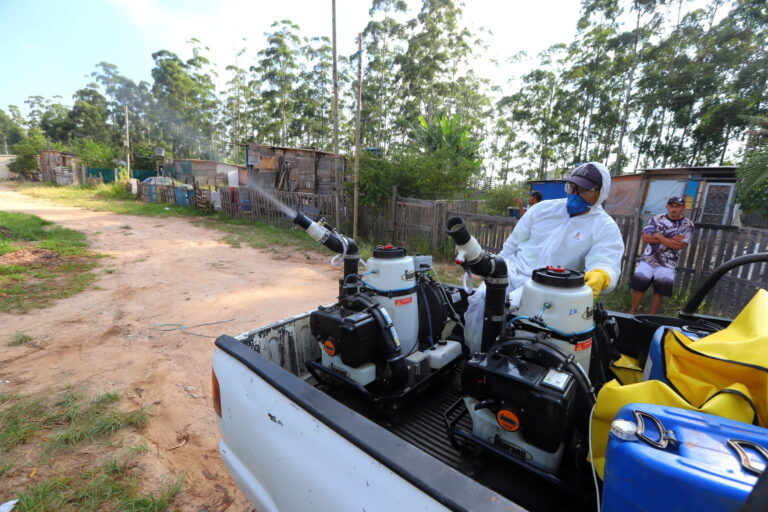 Combate à Dengue; Jacareí inicia aplicação do fumacê em bairros da cidade