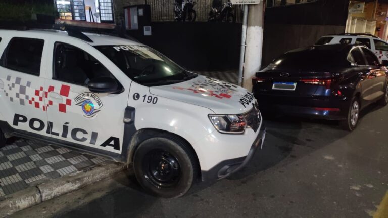 PM prende procurado da Justiça com carro clonado em Jacareí