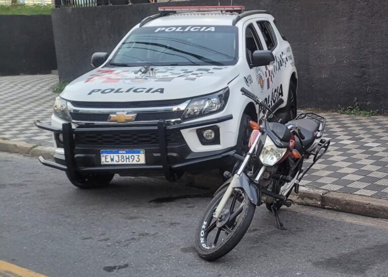 Dupla é presa por porte ilegal de arma em Jacareí