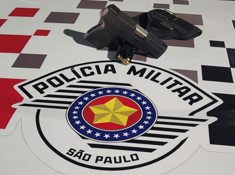 PM prende homem com arma de fogo em Jacareí
