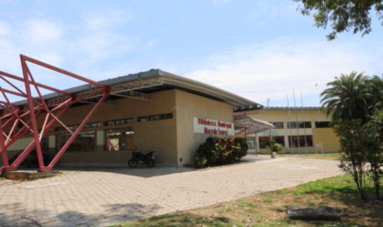 Biblioteca Municipal celebra 80 anos de homenagem a historiador Macedo Soares