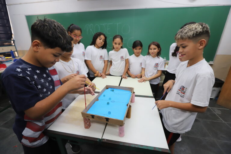 RecTec promove intensivo de brincadeiras e robótica em Jacareí